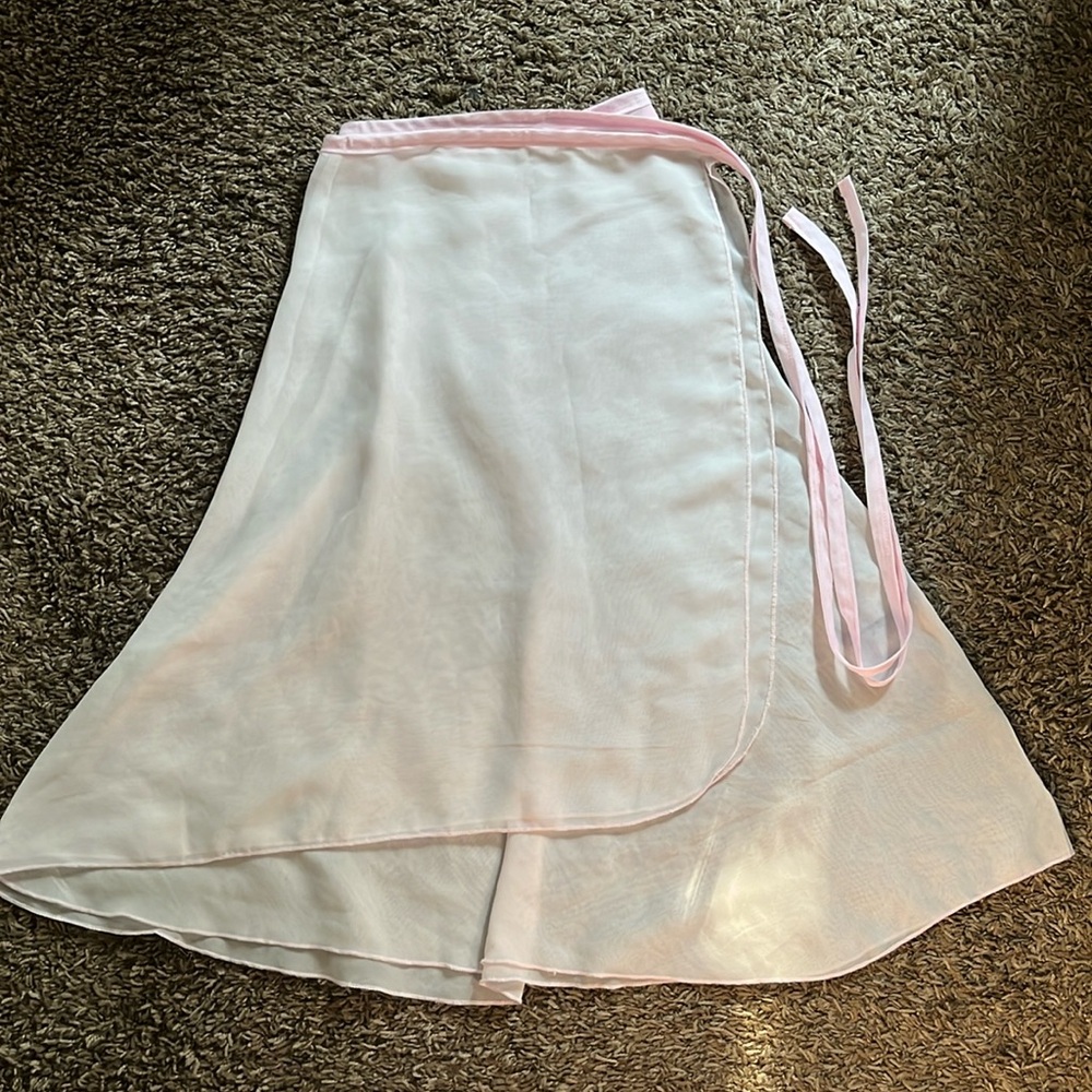 LIGHT PINK CHIFFON BALLET SKIRT